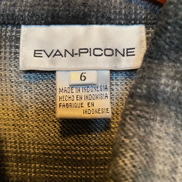 Black and White wool blend jacket, unlined, snap front. - Picture 3 of 6